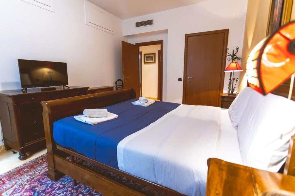 Ampia Oasi A Porta Venezia: Casa In Centro * Milan