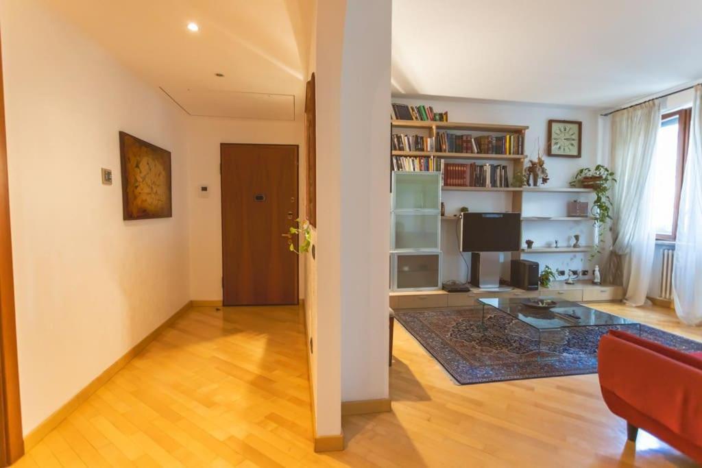 Apartment Ampia Oasi A Porta Venezia: Casa In Centro