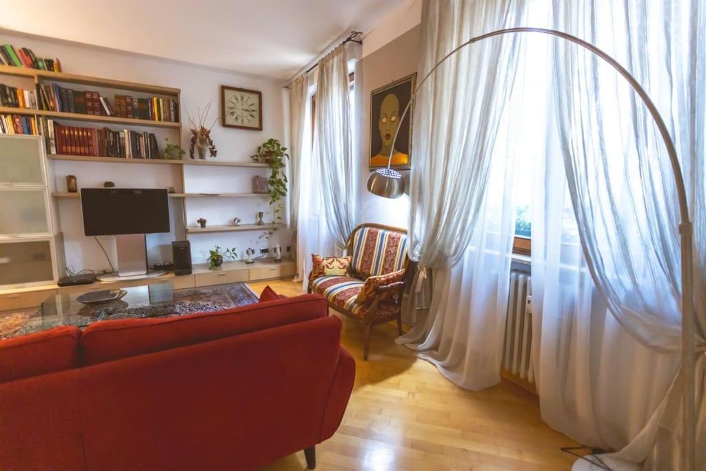 Ampia Oasi A Porta Venezia: Casa In Centro *