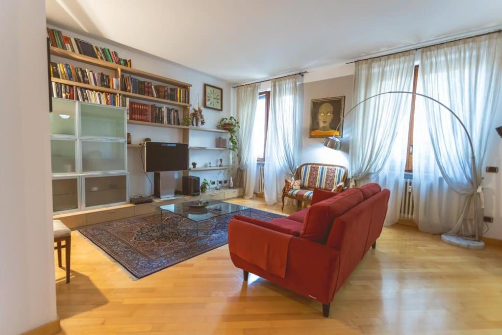 Ampia Oasi A Porta Venezia: Casa In Centro *