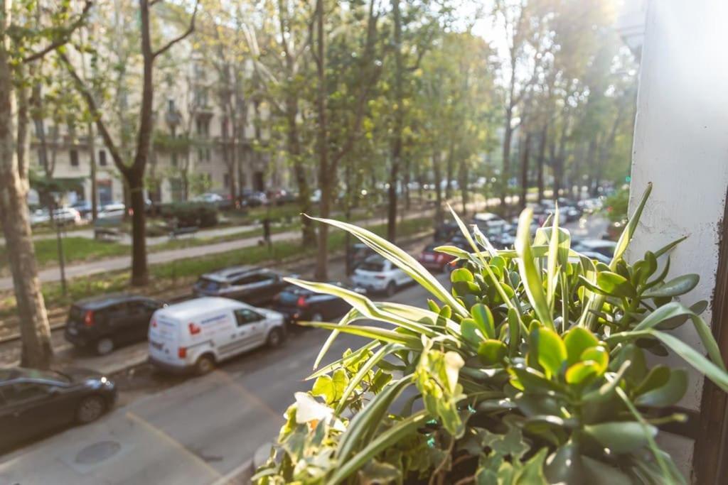 Ampia Oasi A Porta Venezia: Casa In Centro * Milan