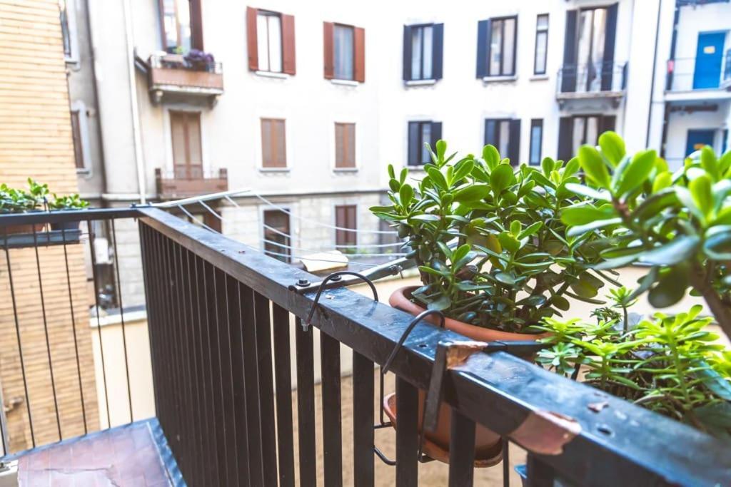 Apartment Ampia Oasi A Porta Venezia: Casa In Centro Milan